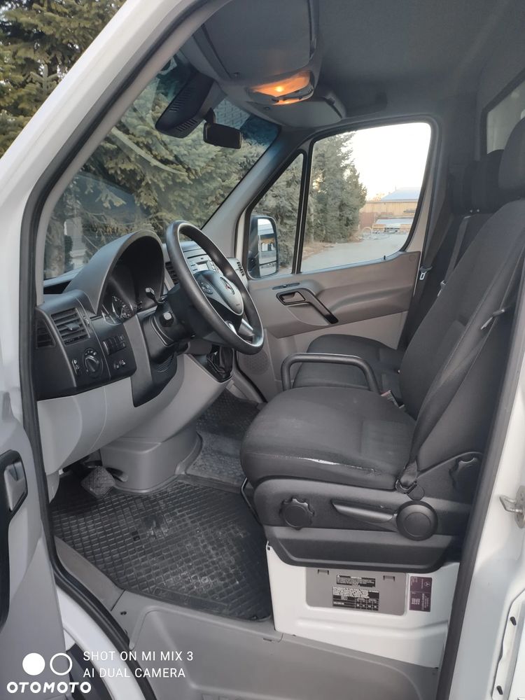 Mercedes-Benz Sprinter 319 - 21