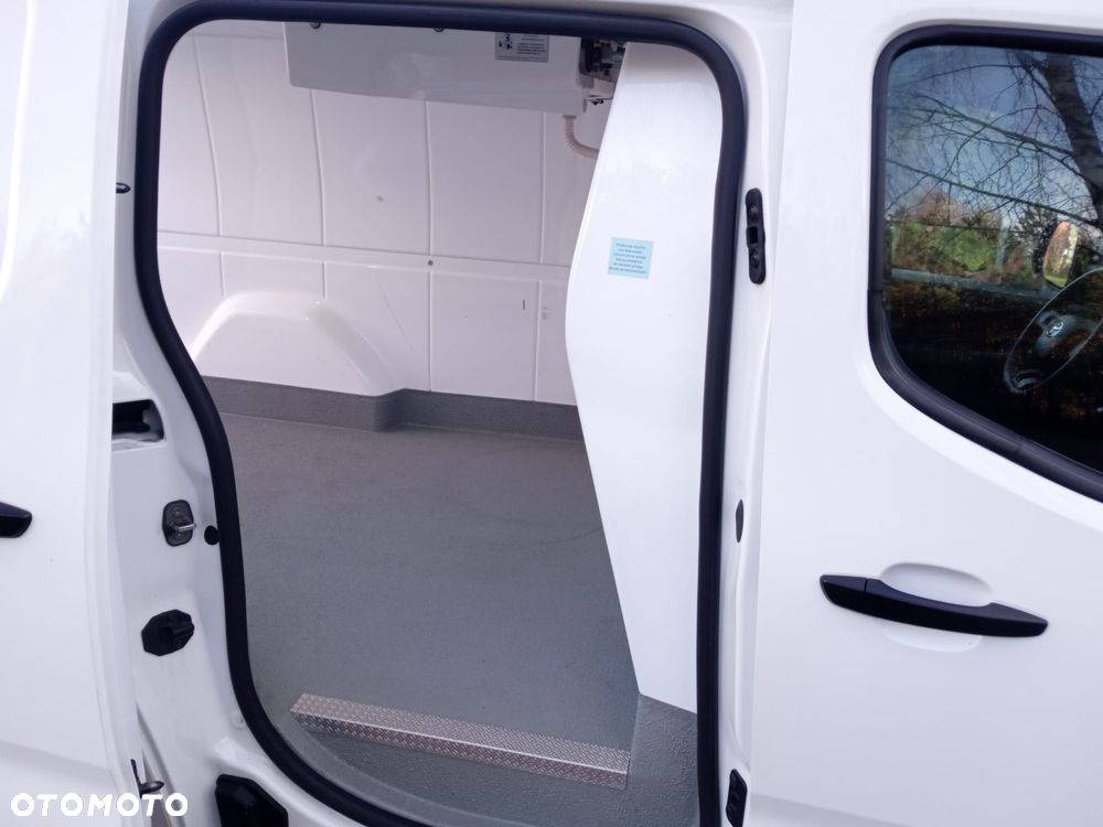 Toyota PROACE CITY - 17