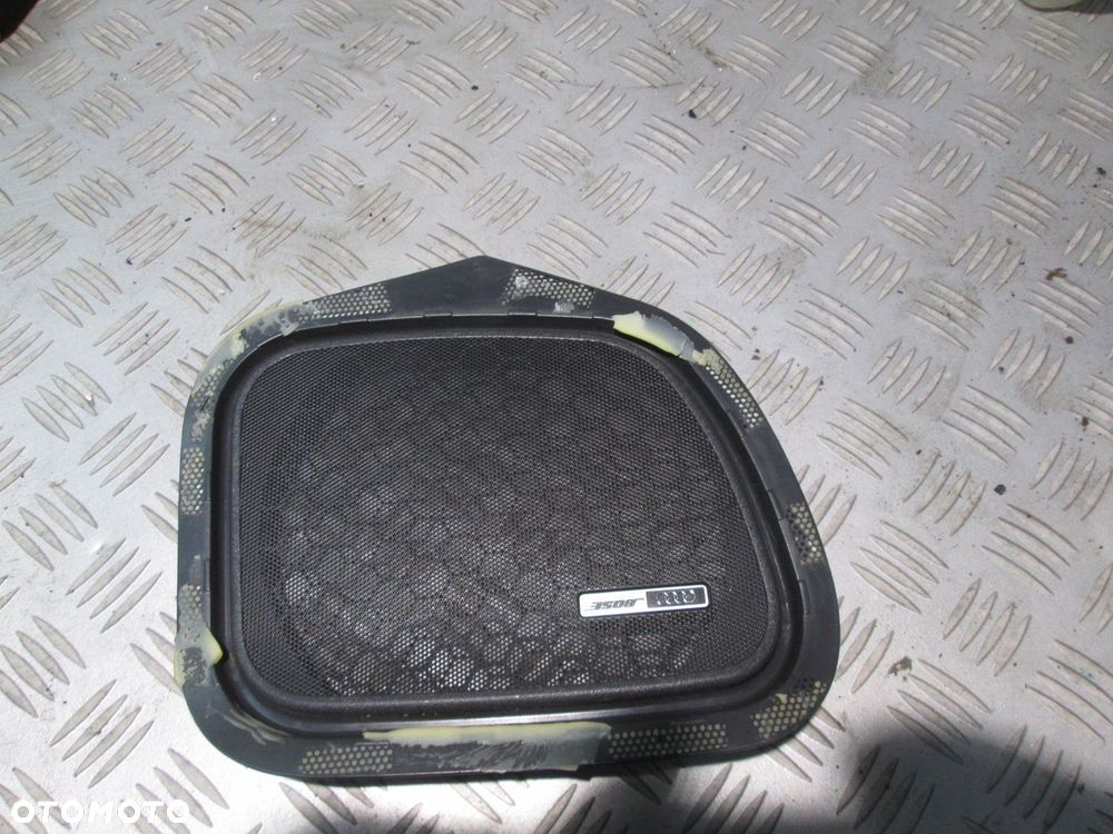 OSŁONA MASKOWNICA GŁOŚNIKA KRATKA BOSE LEWY TYŁ AUDI A3 8L 3D 8L3035435 - 1