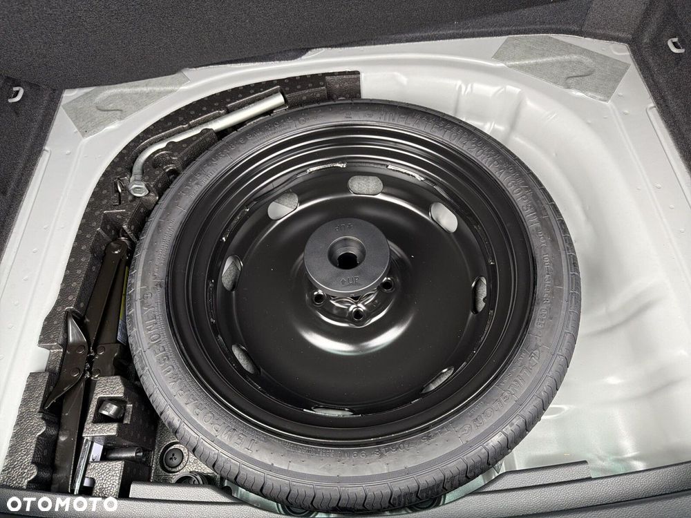 Skoda Karoq 2.0 TSI 4x4 Sportline DSG - 25