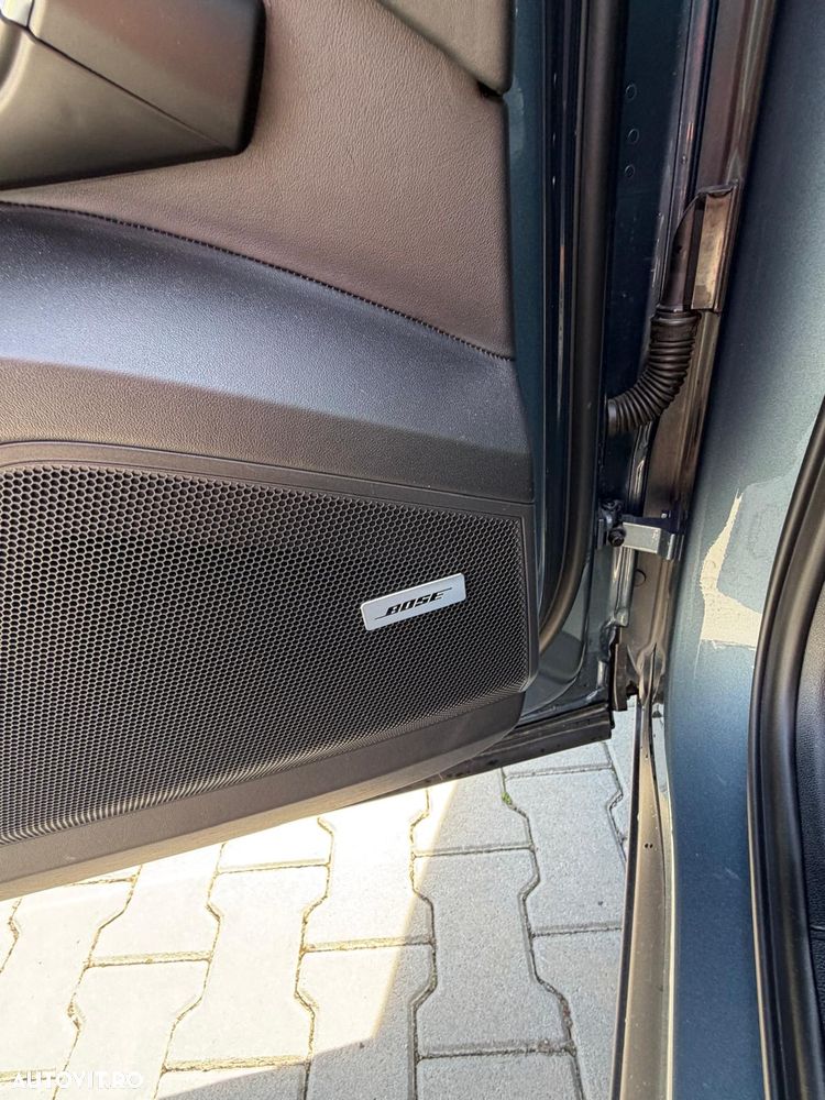 Porsche Cayenne - 13