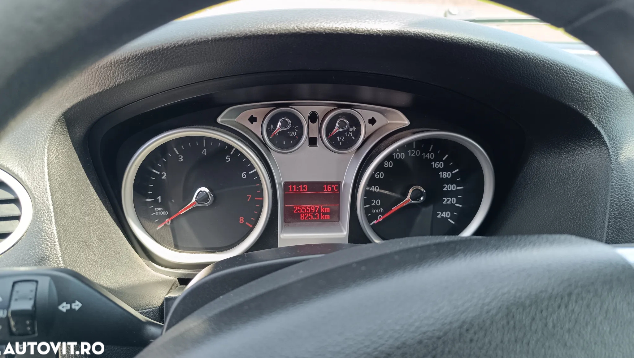 Ford Focus 1.6 Ambiente - 7