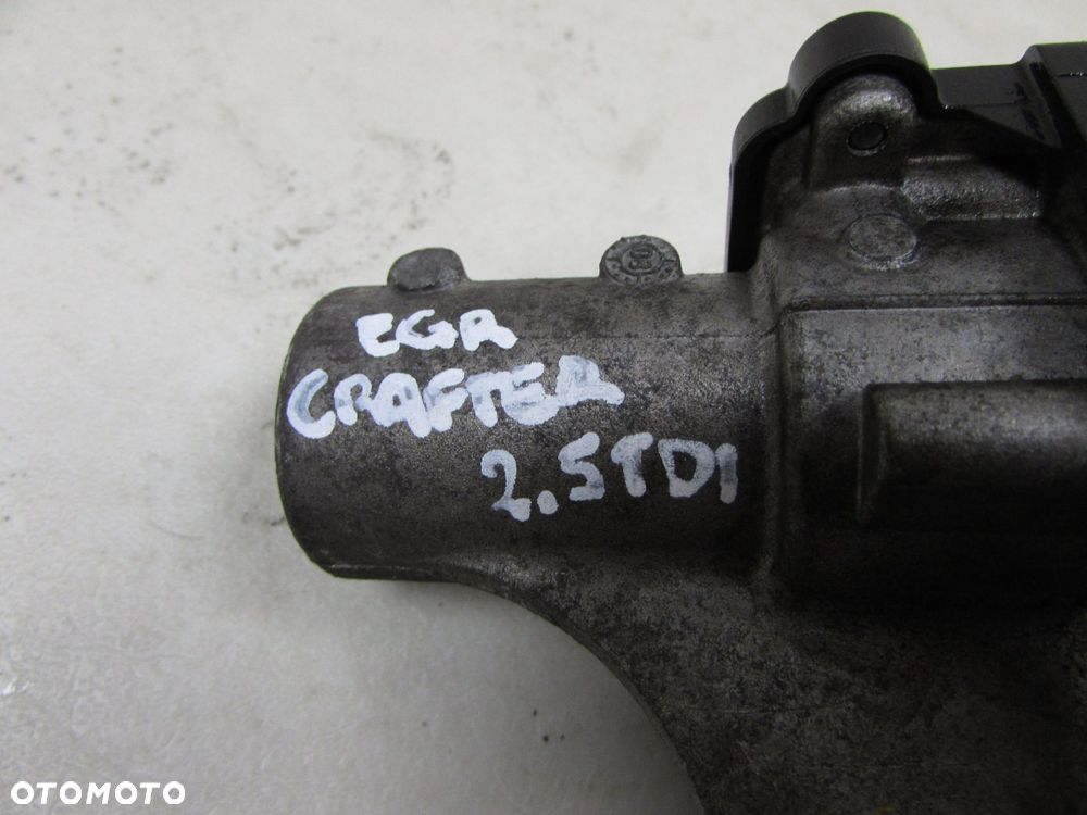 VW CRAFTER 2.5 TDI 06-11 ZAWOR RECYRKULACJI SPALIN EGR 076131501B 700823040 - 8