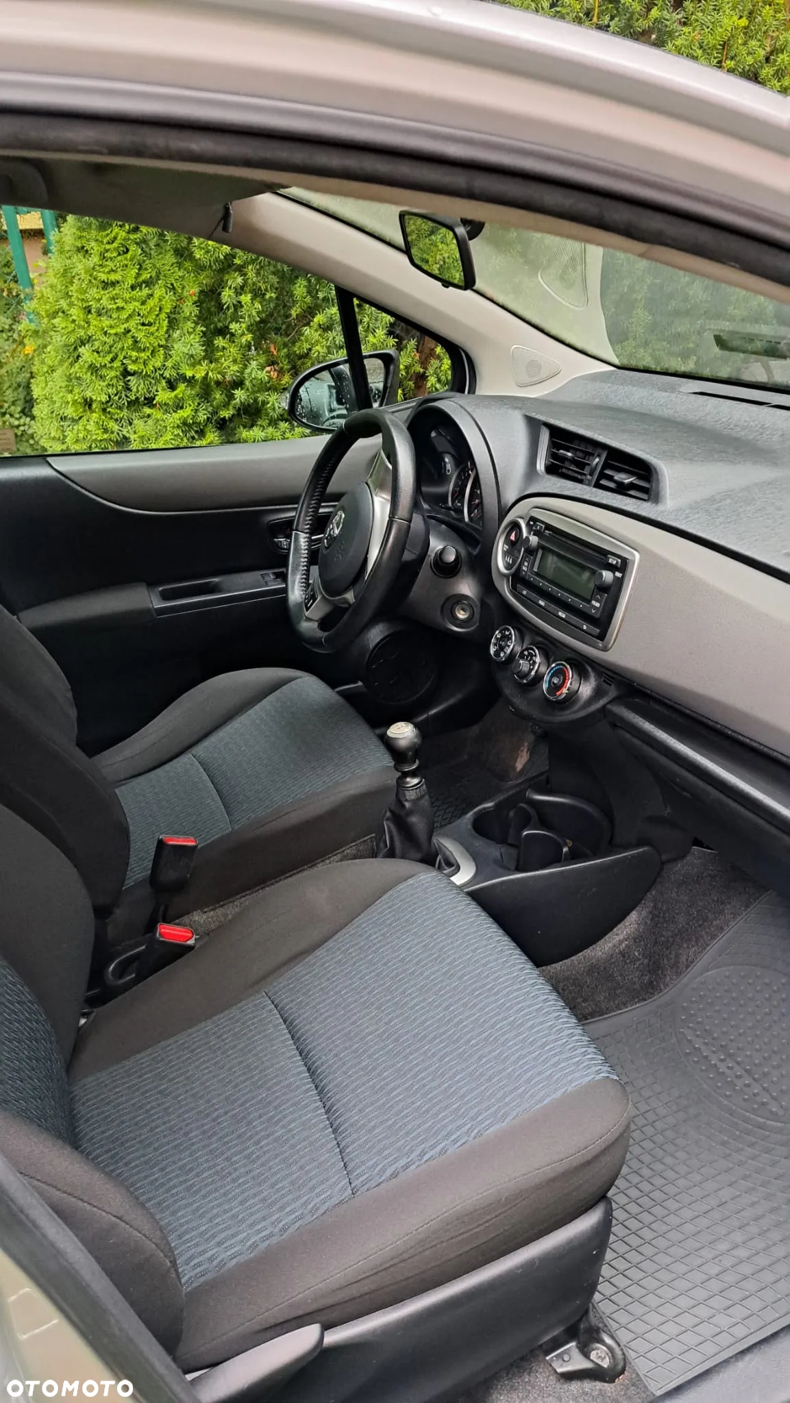 Toyota Yaris 1.33 Premium - 3