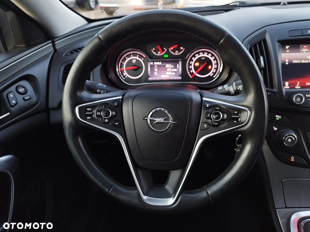 Opel Insignia - 29