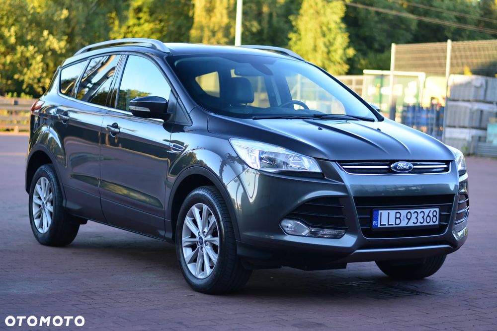 Ford Kuga 2.0 TDCi 4x2 Titanium - 4