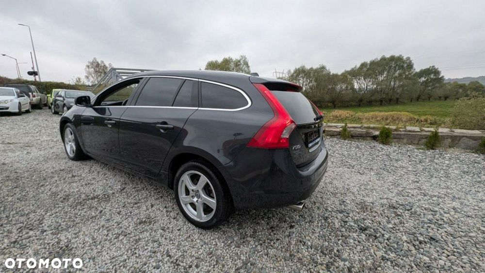 Volvo V60 - 11
