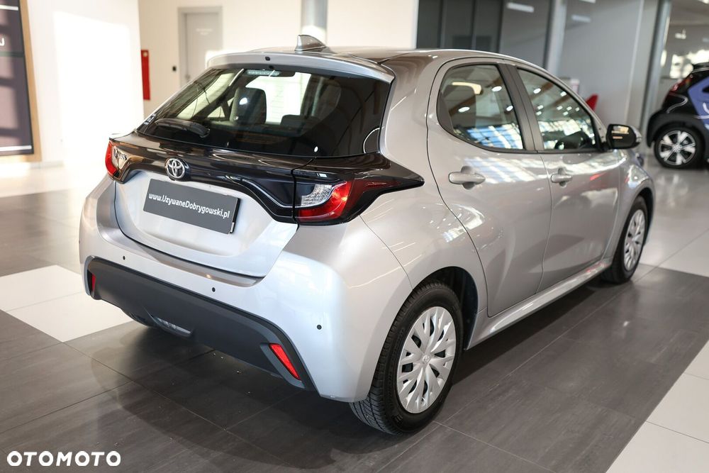 Toyota Yaris - 13