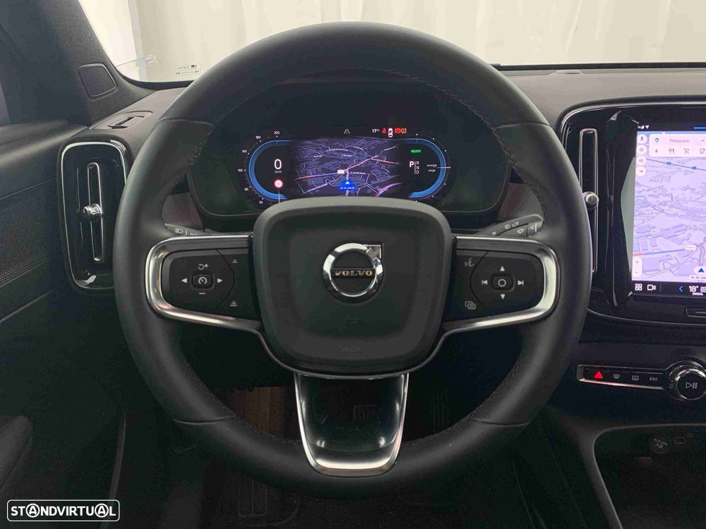 Volvo C40 Recharge Plus - 3