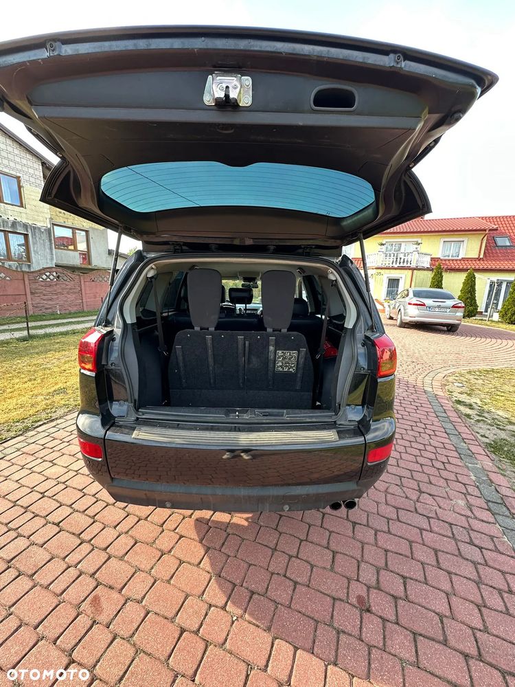 Peugeot 4007 HDI FAP 7-Sitzer Platinum - 11