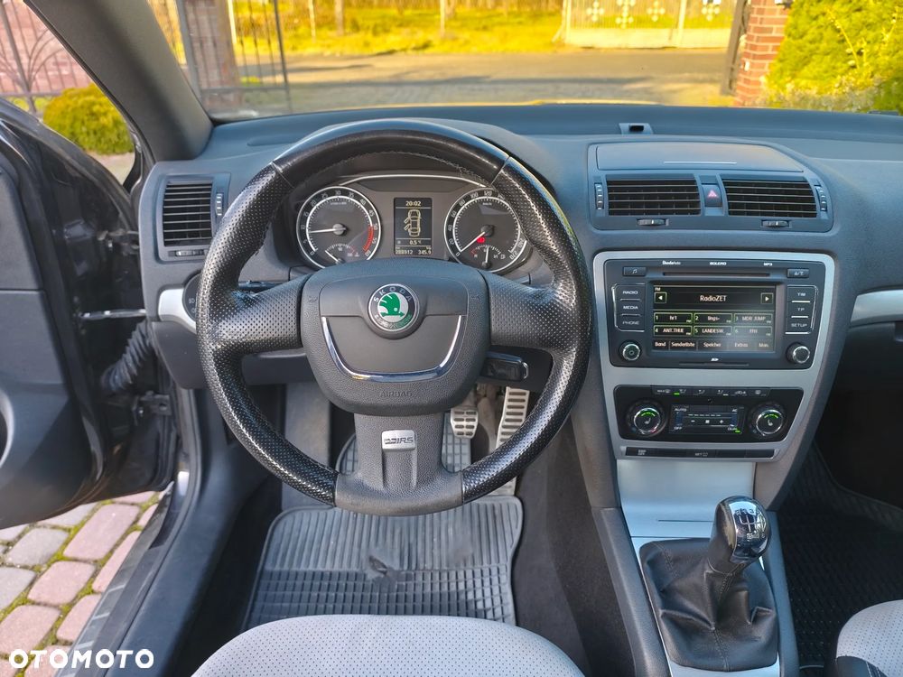 Skoda Octavia 2.0 TDI CR DPF RS - 20