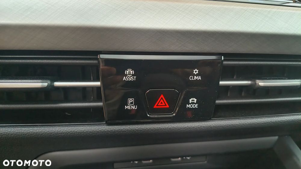 Volkswagen Golf - 23