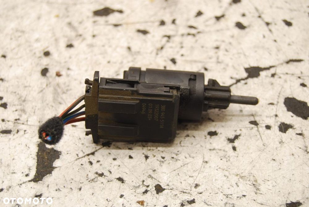 CZUJNIK STOP 3B0945511A 3B0945511 3B0945511B VW GOLF V AUDI SEAT - 2