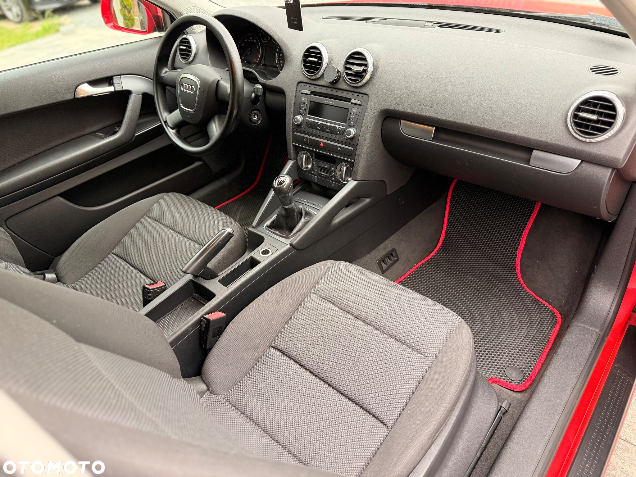Audi A3 1.6 Attraction - 13