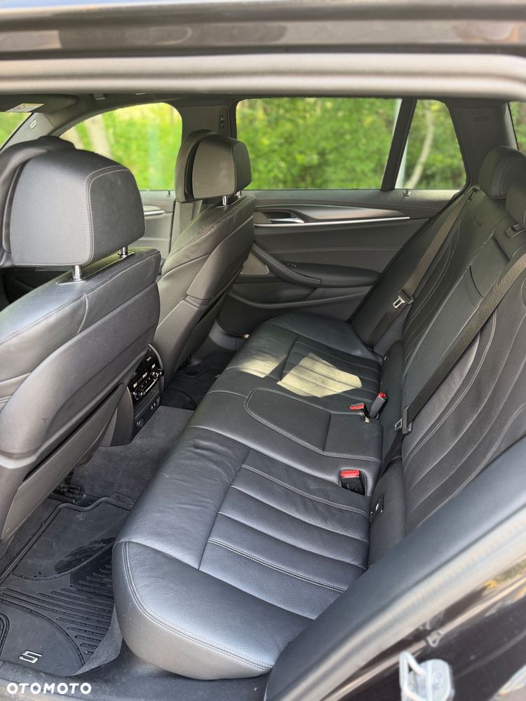 BMW Seria 5 520d mHEV M Sport sport - 9