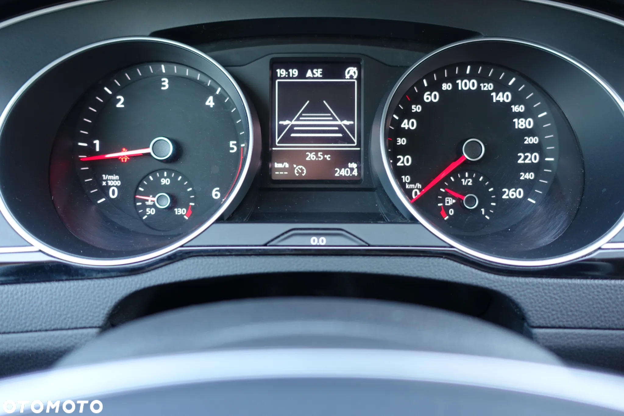 Volkswagen Passat - 20