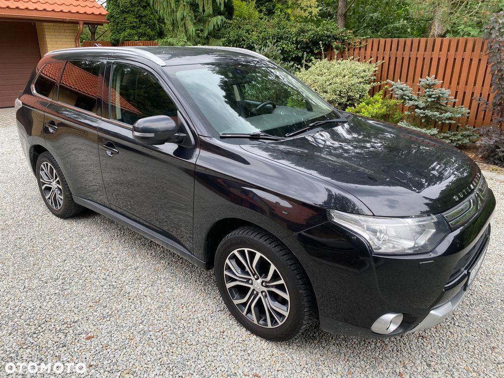 Mitsubishi Outlander 2.0 Instyle Navi CVT - 9