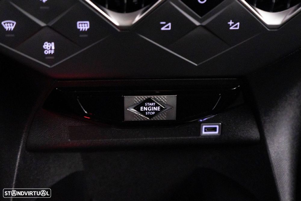 DS DS3 1.2 PureTech Performance Line - 21