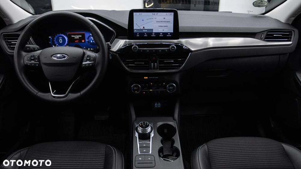 Ford Kuga 2.5 FHEV FWD Titanium - 12