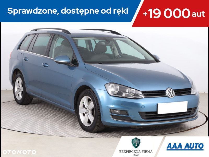Volkswagen Golf - 1
