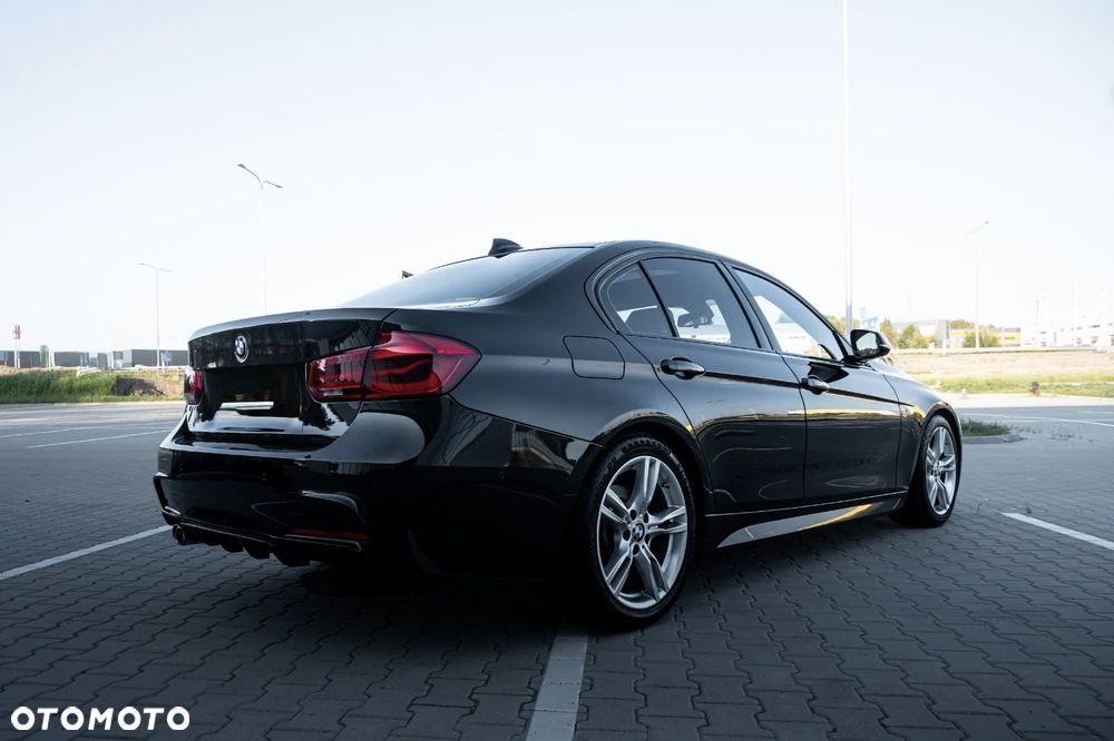BMW Seria 3 330i xDrive M Sport Shadow - 8