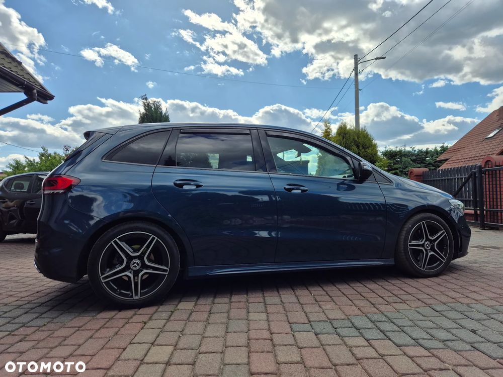 Mercedes-Benz Klasa B 200 d AMG Line 8G-DCT - 5