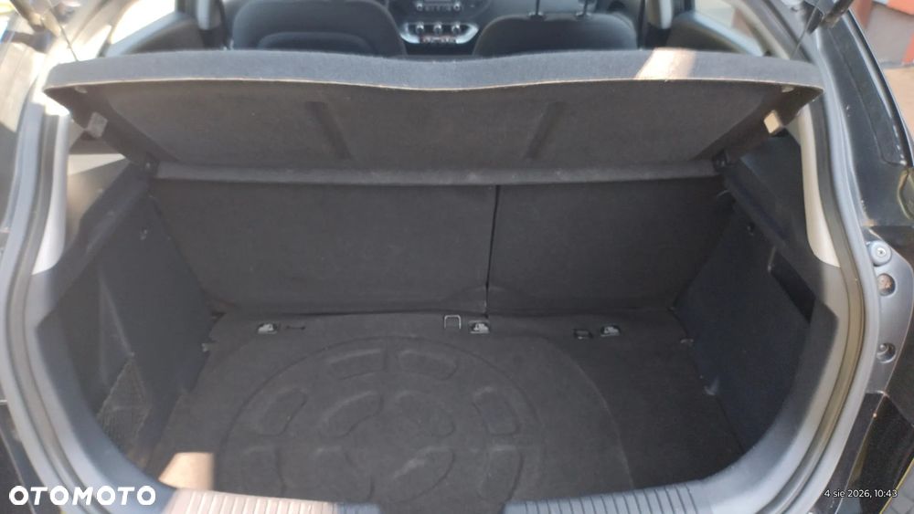 Kia Rio 1.2 Dream Team Edition - 22
