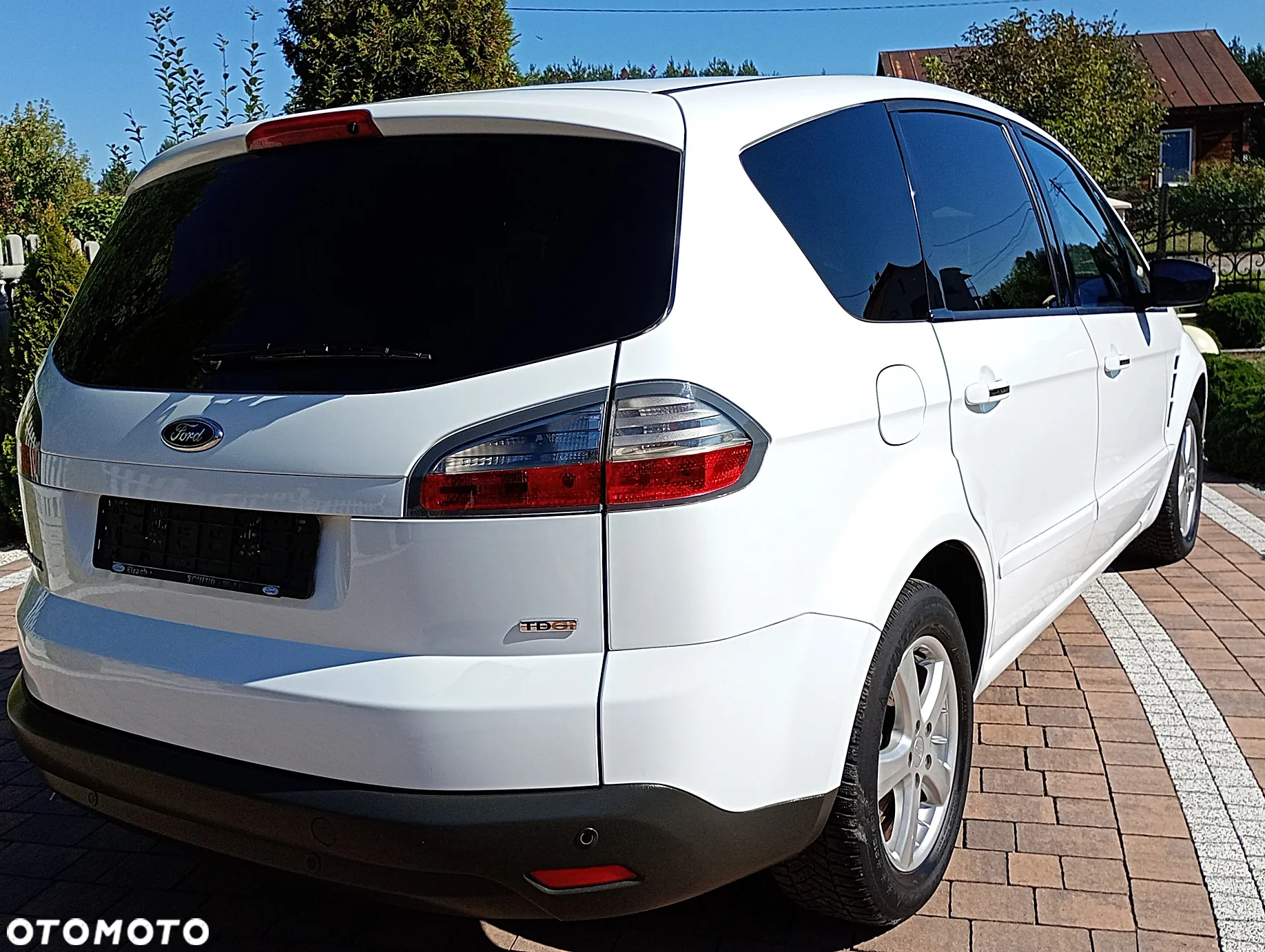Ford S-Max - 14
