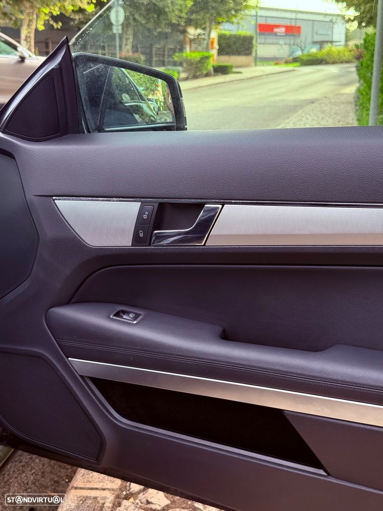 Mercedes-Benz E 250 CDi Avantgarde BE Auto - 15