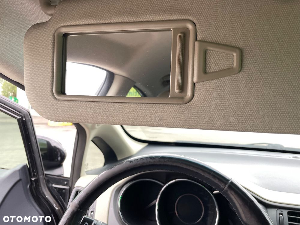 Kia Rio 1.4 XL - 26