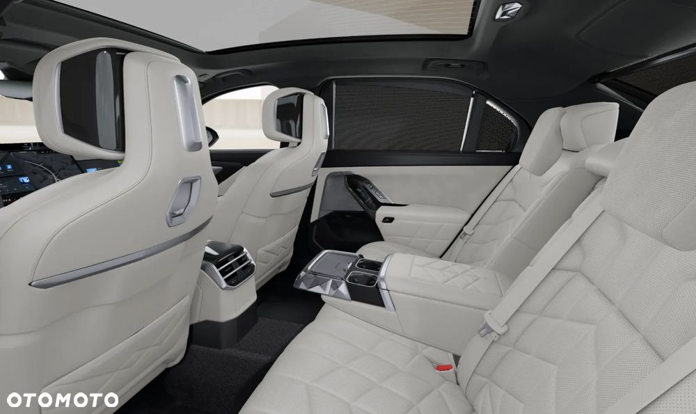 BMW Seria 7 - 16
