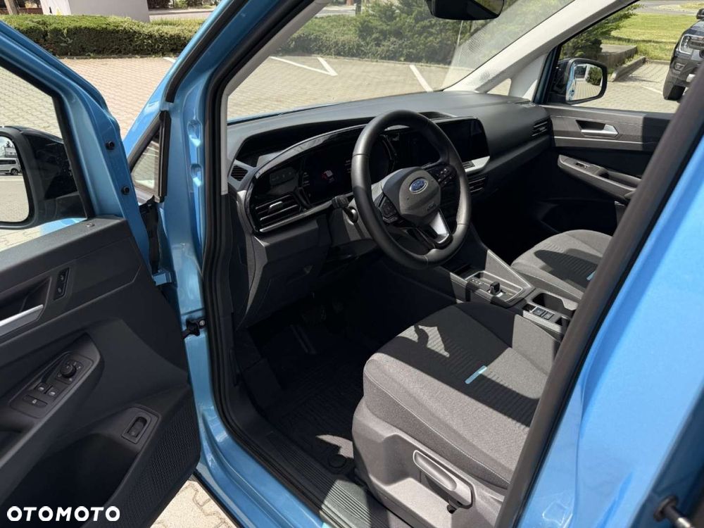 Ford Tourneo Connect Grand - 12