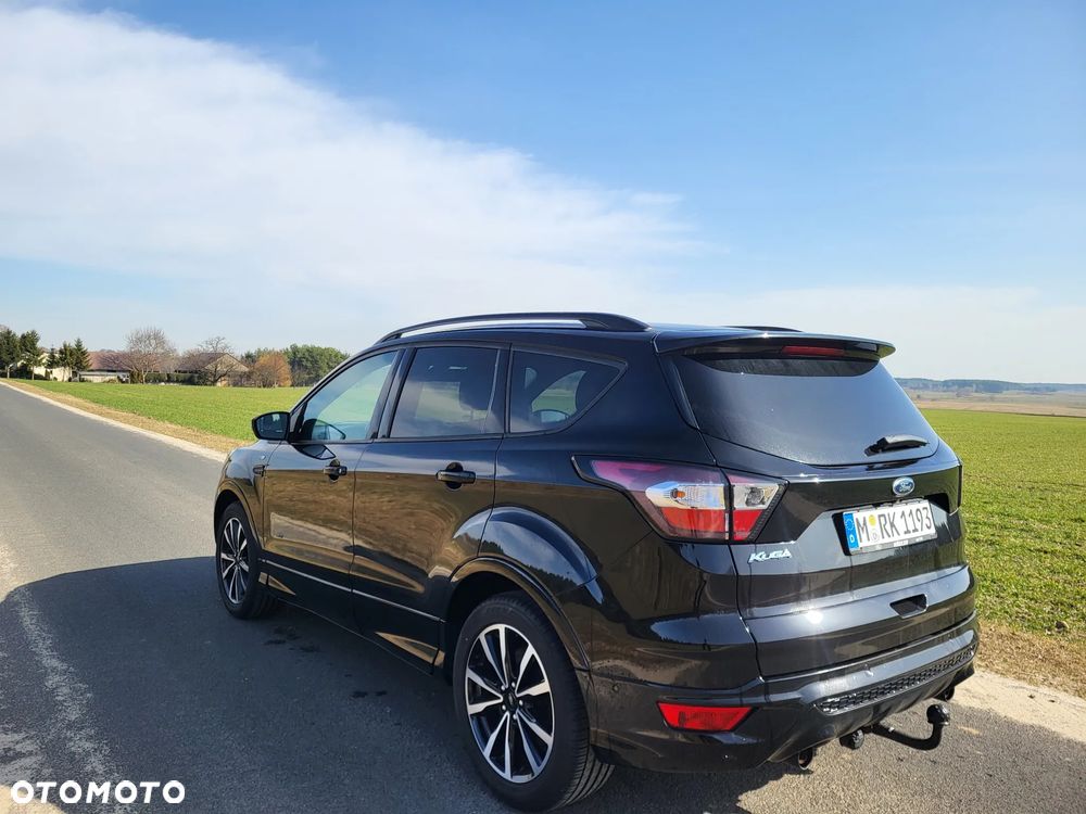 Ford Kuga 2.0 TDCi 4x4 ST-Line - 6