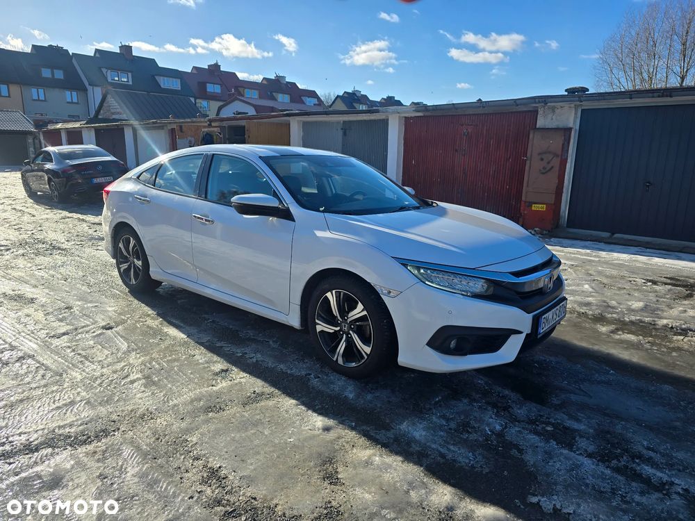 Honda Civic 1.5 i-VTEC Turbo CVT Executive - 11