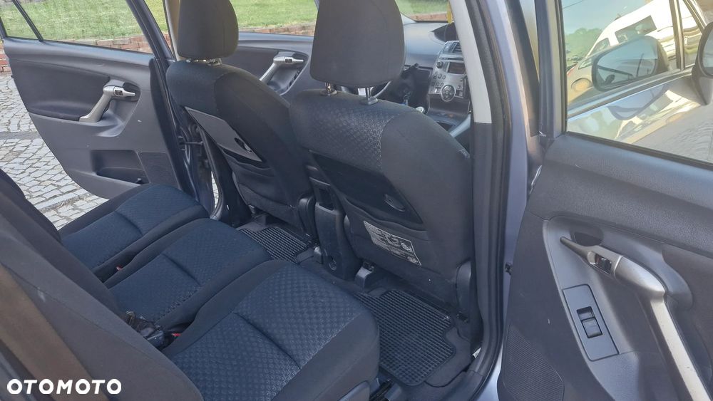 Toyota Verso 1.6 5-Sitzer Comfort - 12