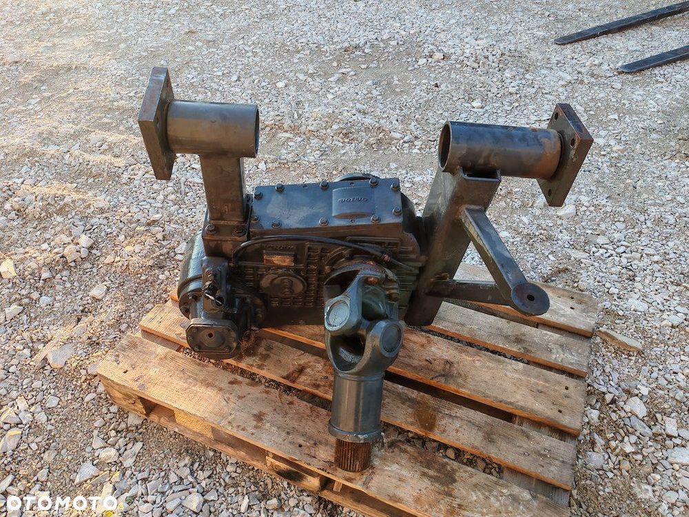 SKRZYNIA ROZDZIELCZA 4X4 6X4 8X4 VOLVO FH FM FMX VT2501TB-B 1,040:1 - 2