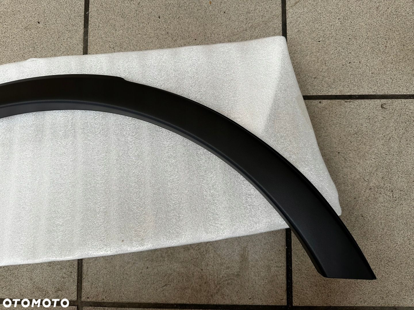 LISTWA BŁOTNIKA PRAWY TYŁ OPEL MOKKA X 2015- 95164507 - 2