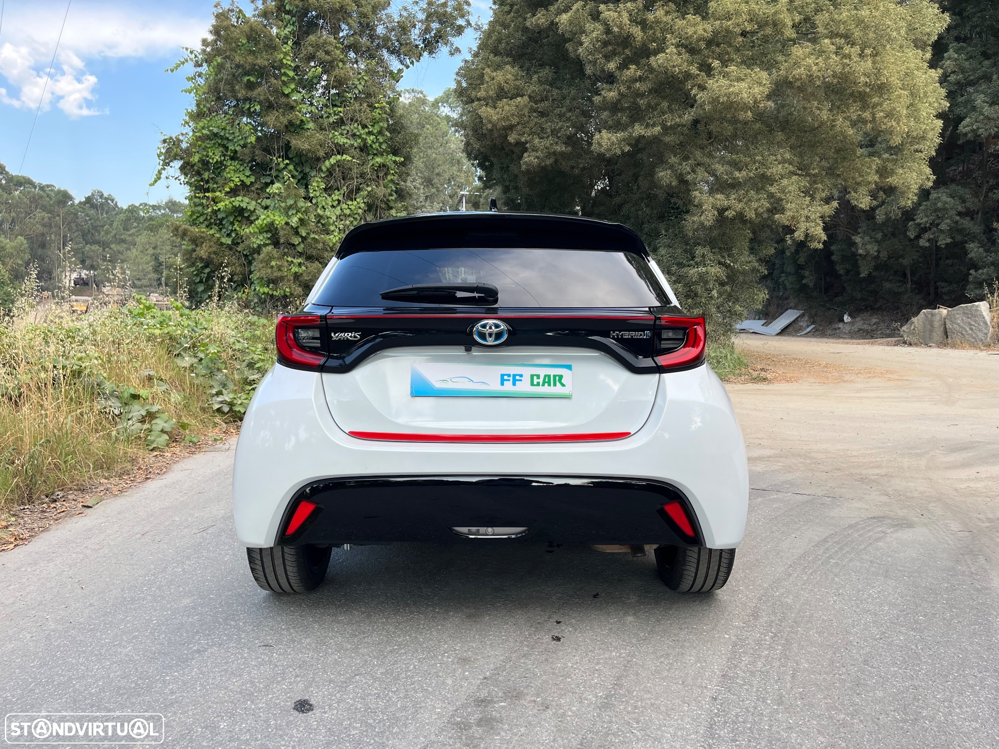 Toyota Yaris 1.5 HDF Premier Edition - 4