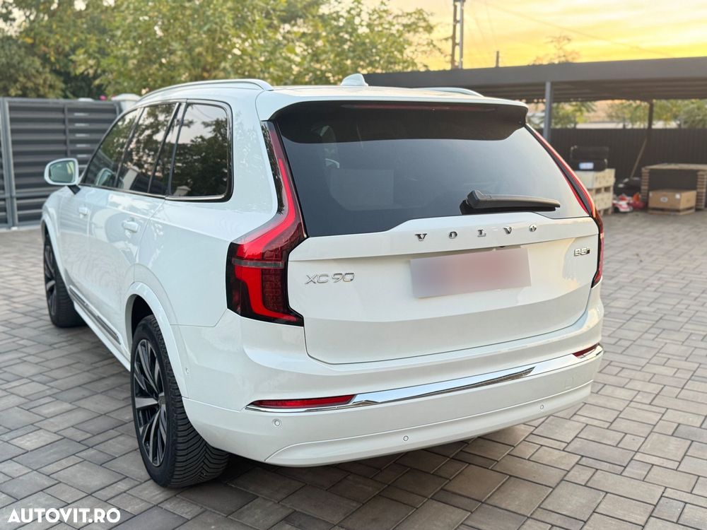 VOLVO XC90 2025 — imagine 3