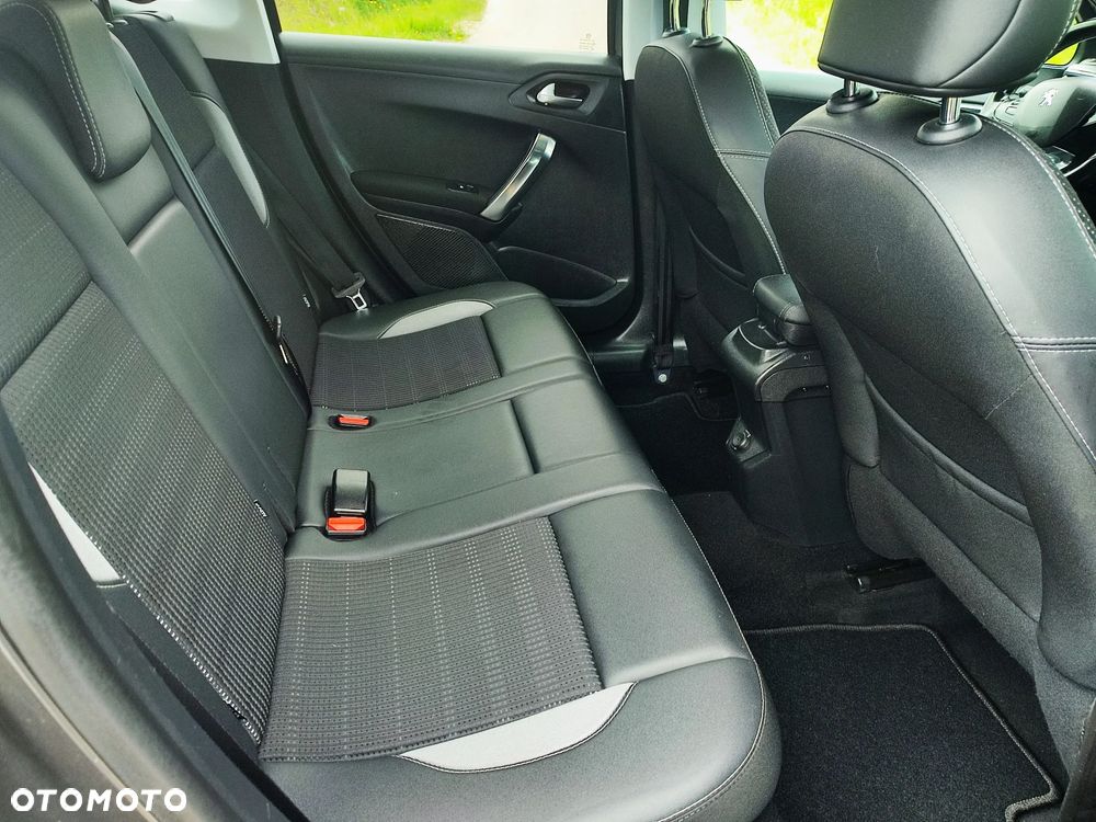 Peugeot 2008 - 28