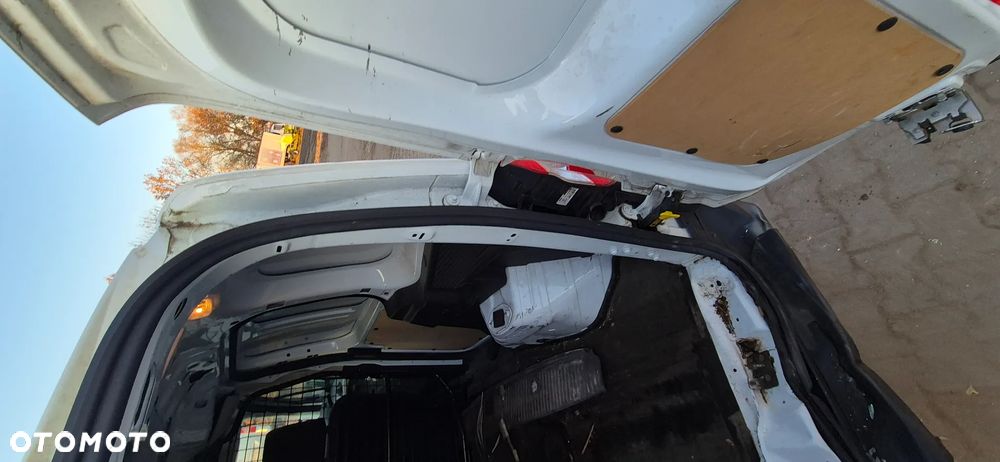 Ford TRANSIT COURIER - 28