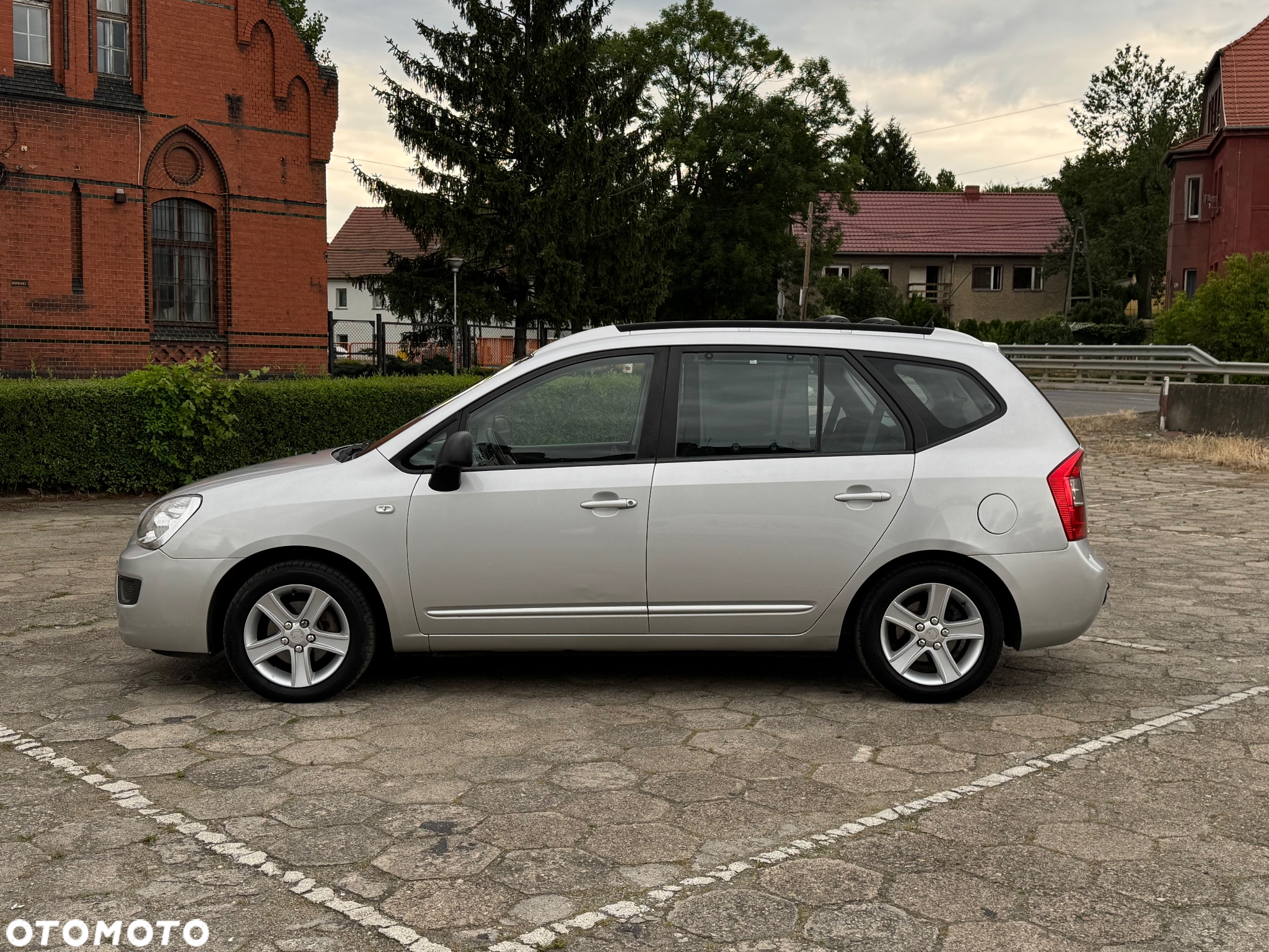 Kia Carens 2.0 CRDi Freedom 7os - 3