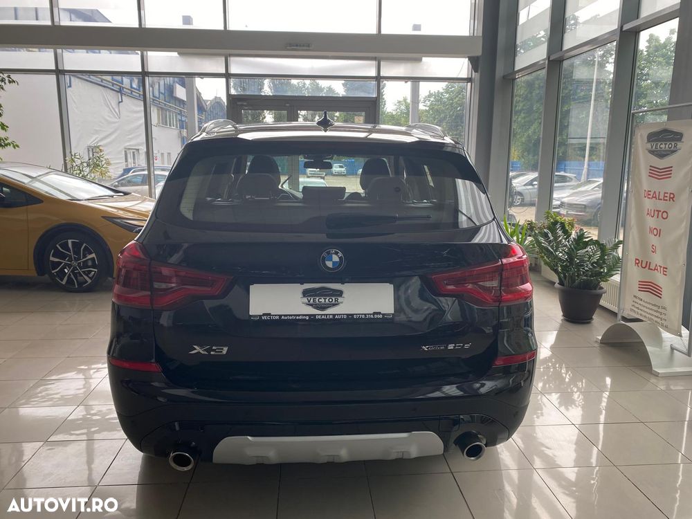 BMW X3 xDrive20d AT xLine - 8