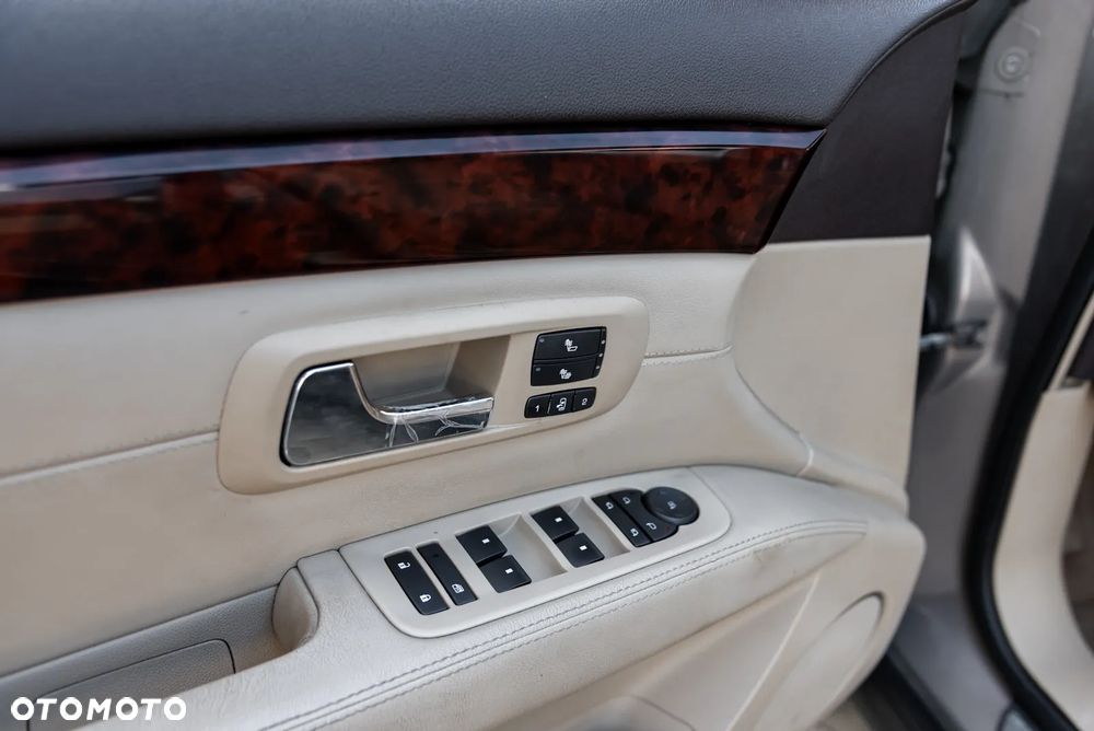 Cadillac SRX 3.6 V6 Elegance Plus - 34