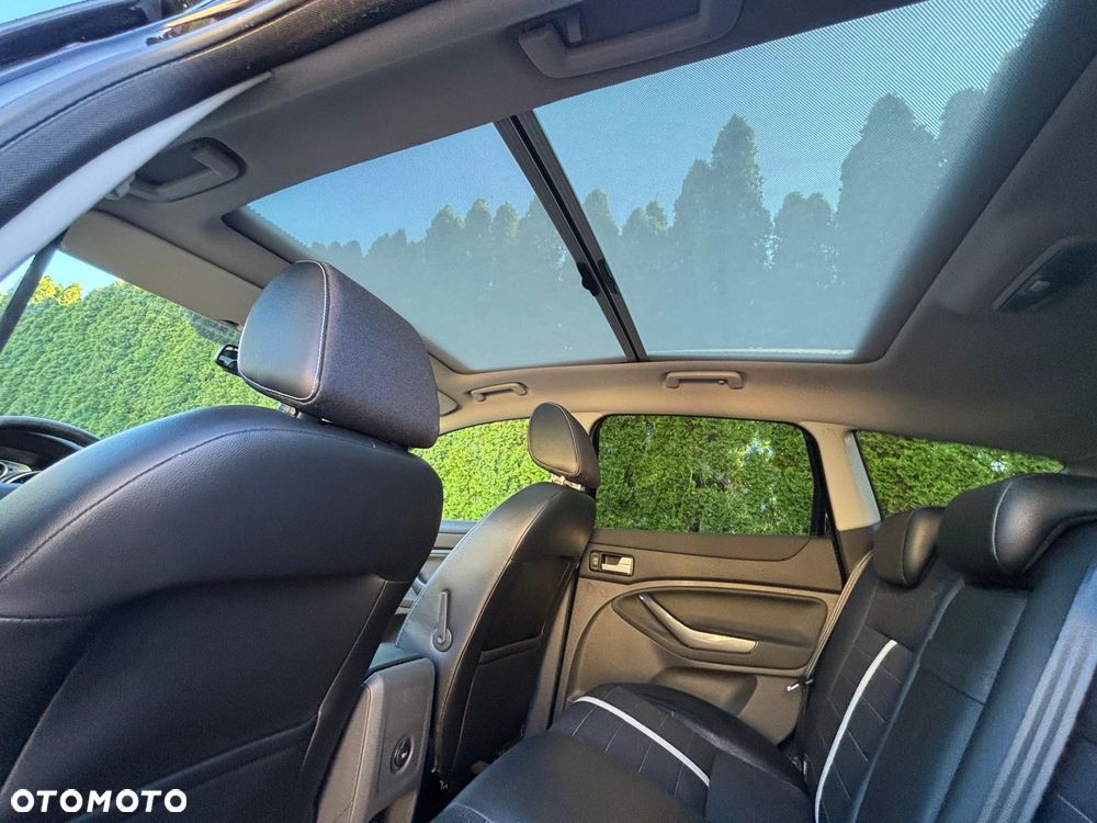 Ford Kuga 2.0 TDCi 4x4 Titanium - 10