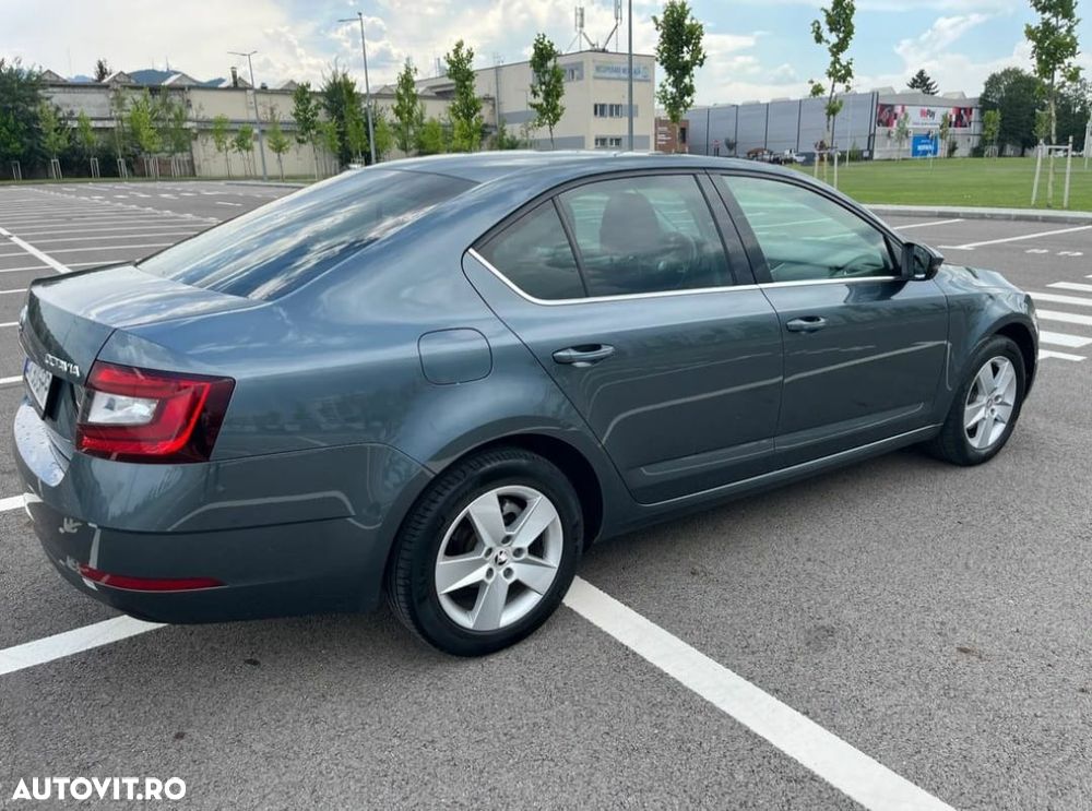 Skoda Octavia 1.0 TSI DSG Style - 2
