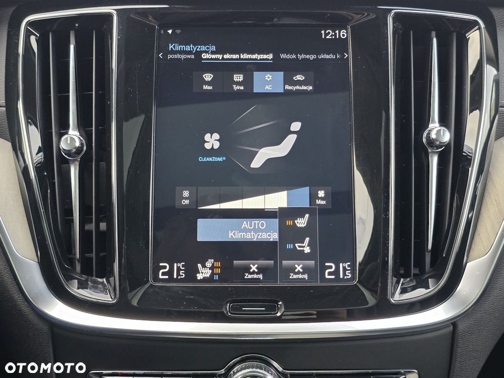 Volvo V60 Cross Country - 26