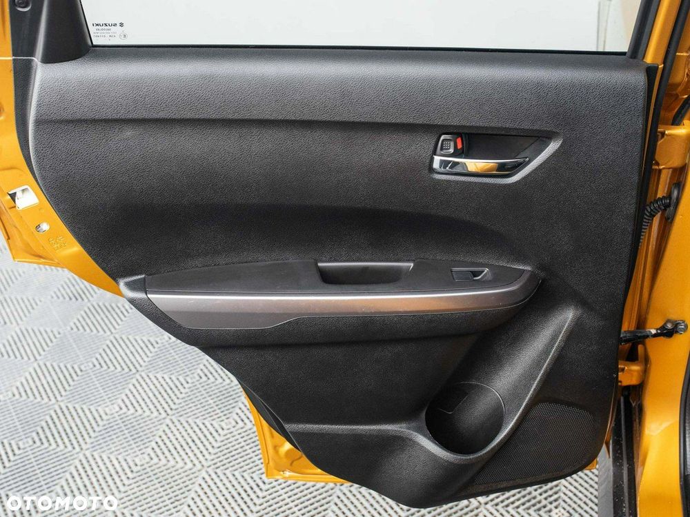 Suzuki Vitara 1.4 Boosterjet SHVS Premium 4WD - 27