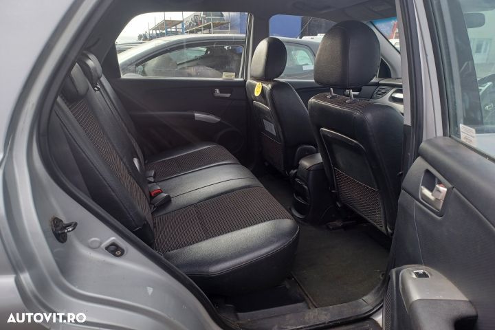 Dezmembrez Kia Sportage 2 [2004 - 2008] Crossover 2.0 CRDi MT AWD (14 - 6