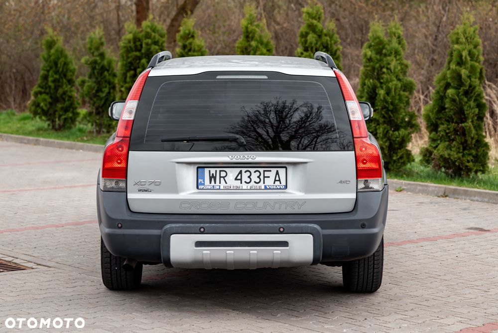 Volvo XC 70 D5 AWD Kinetic - 4